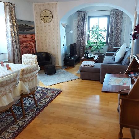 Schloss Weichs Zu Regensburg Mit 2Schlafzimmer Parkplatz Internet 75Qm Zentrum 외부 사진