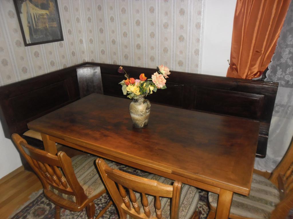 Schloss Weichs Zu Regensburg Mit 2Schlafzimmer Parkplatz Internet 75Qm Zentrum 외부 사진