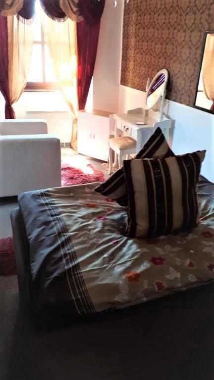 Schloss Weichs Zu Regensburg Mit 2Schlafzimmer Parkplatz Internet 75Qm Zentrum 외부 사진
