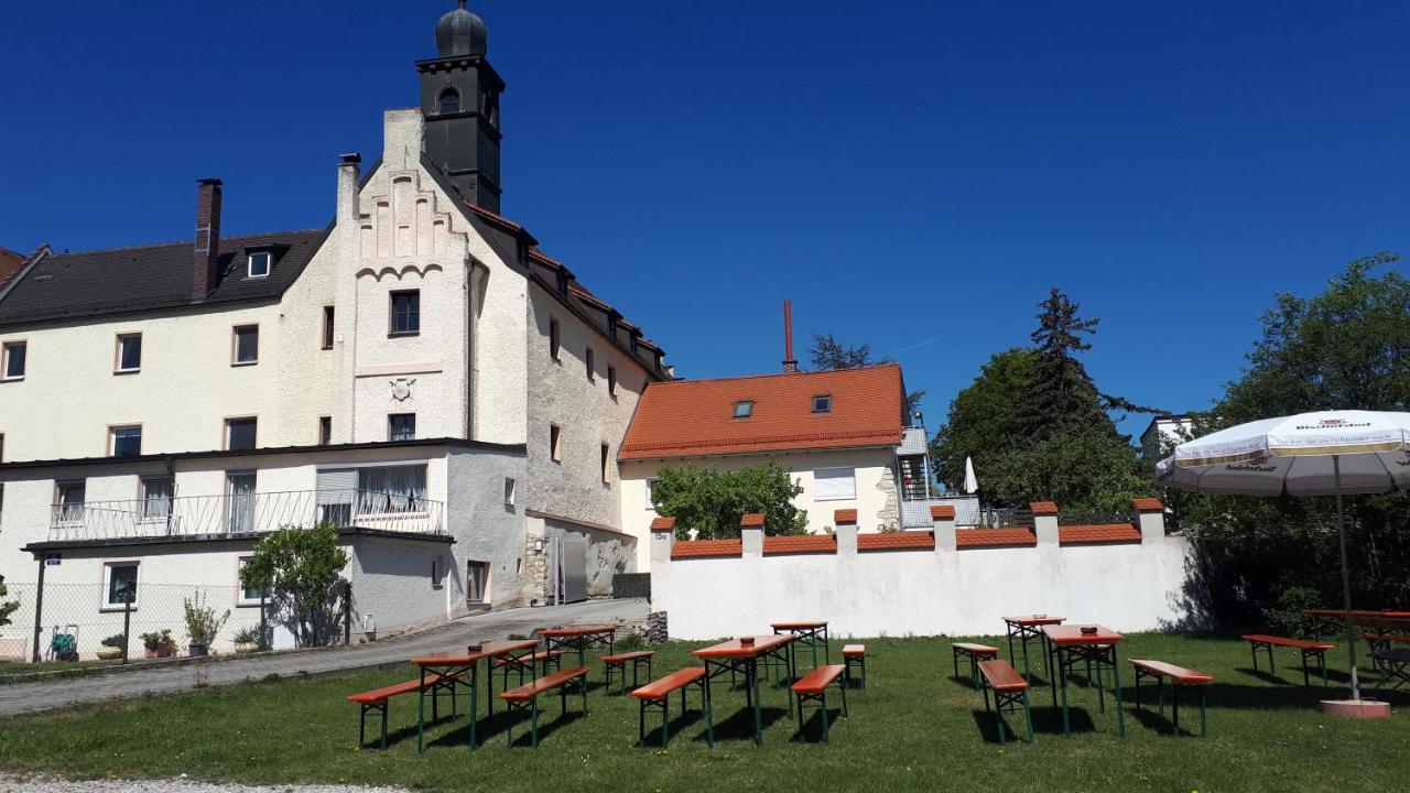 Schloss Weichs Zu Regensburg Mit 2Schlafzimmer Parkplatz Internet 75Qm Zentrum 외부 사진